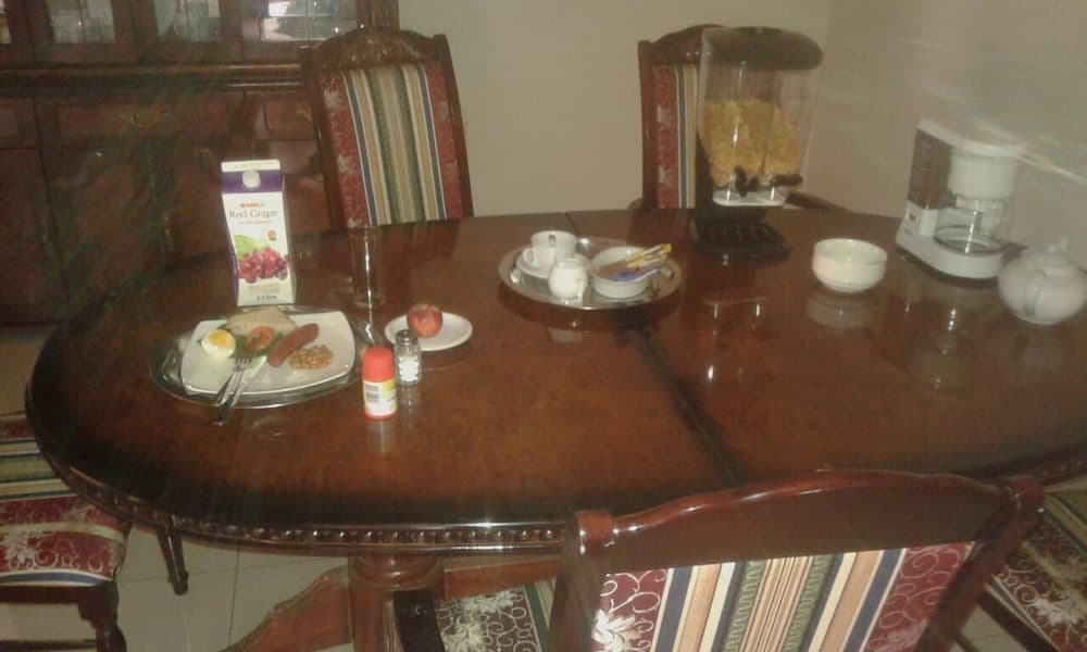 Den View Guest House