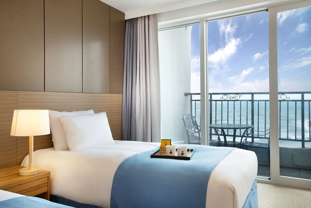 Hotel Whistlelark Jeju