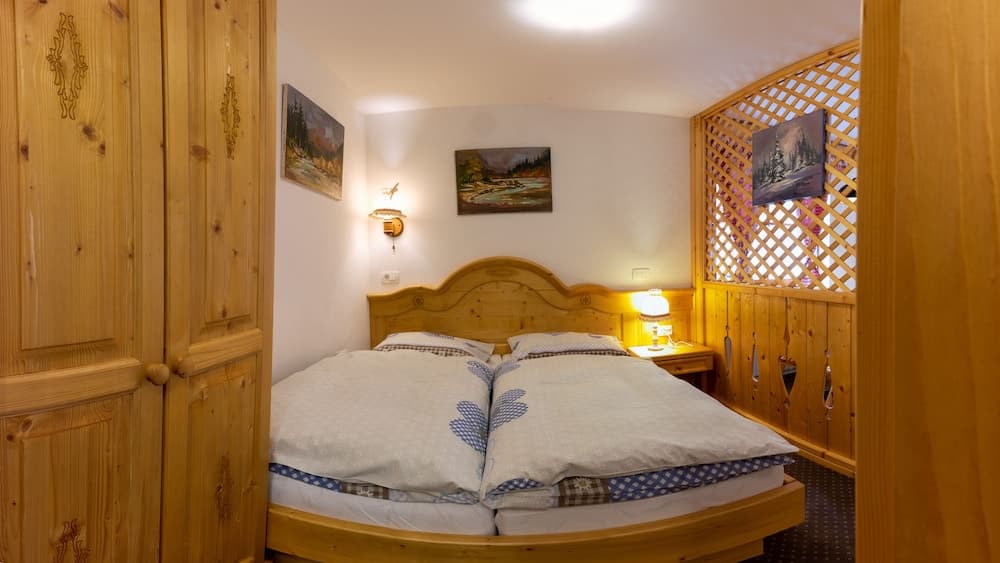 Villa Flora Apartments