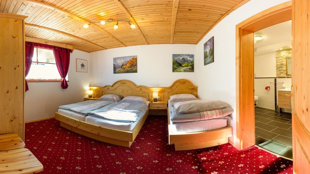 Villa Flora Apartments