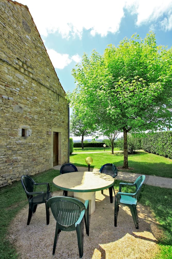 Combas Village De Gites