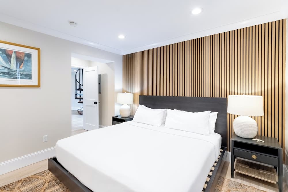 The Newport Lofts – 543 Thames Street