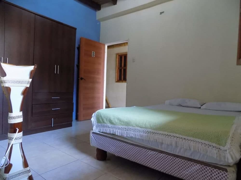 Morrison Hotel Montañita