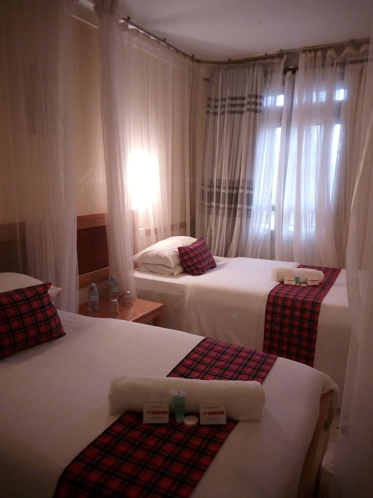 J Residence Motel Entebbe