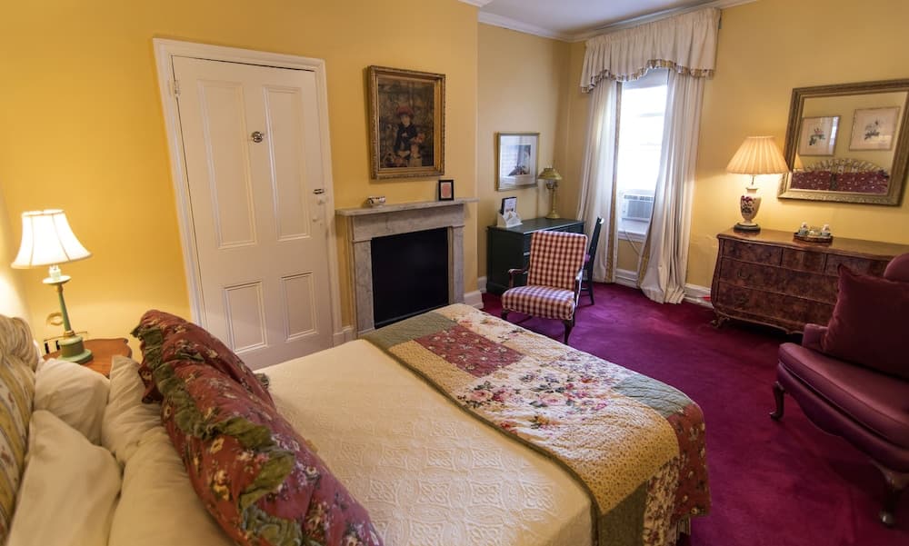 La Reserve Bed & Breakfast