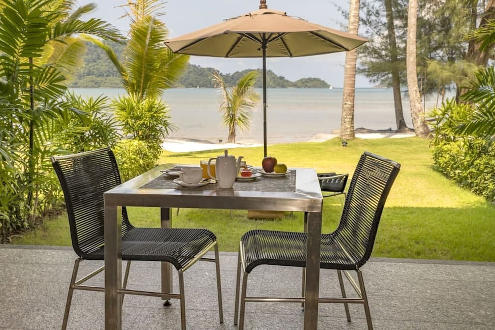 Peninsula Beach Resort