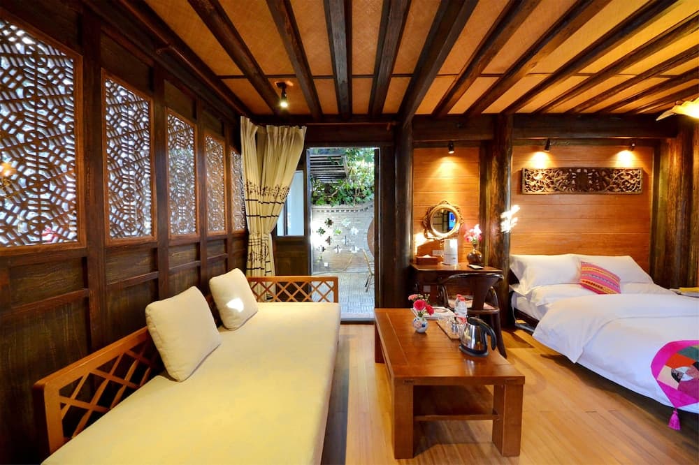 Lijiang Shuhe Youyiju Private Club