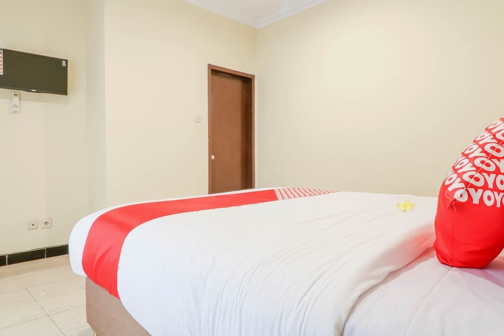 Super OYO 1654 Maha Bharata Kuta Inn