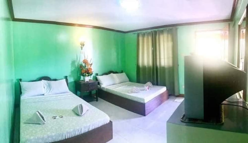 La Solana Suites And Resort