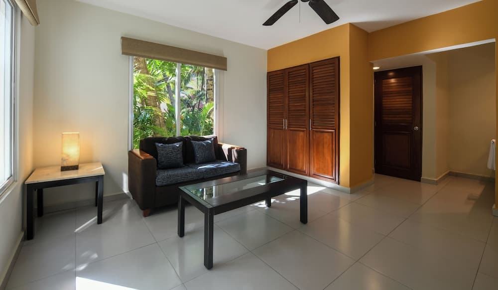 El Dorado Seaside Palms, Catamaran, Ecoturistic Ranch , All & More Inclusive - Adults Only