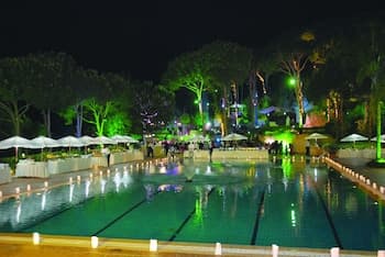 Country Lodge Hotel & Resort