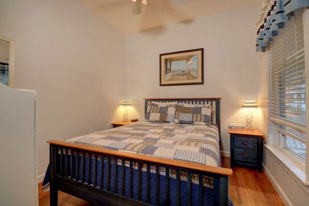 Carriage House Motel Cottages & Suites