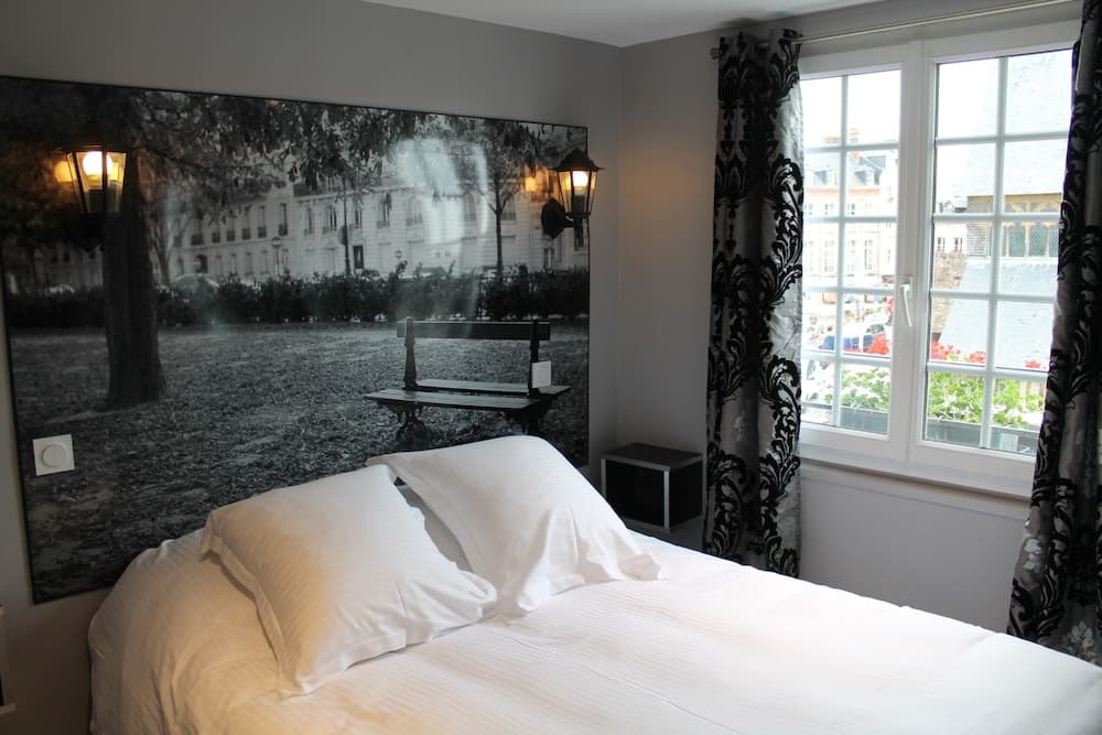 Hotel le Dauphin les Loges