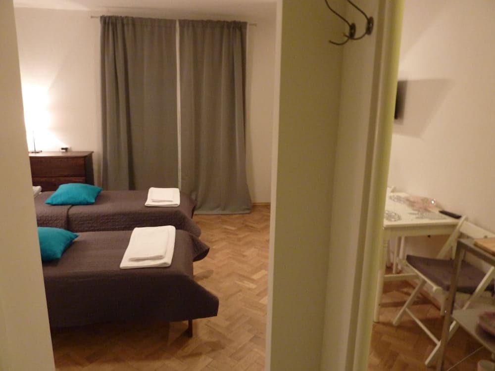 Koro de Varsovio - Ciasna 10