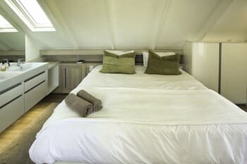 6 Barefootin Self catering