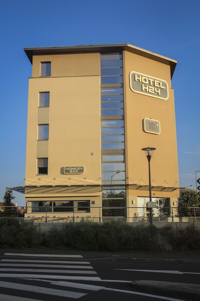 hotel image