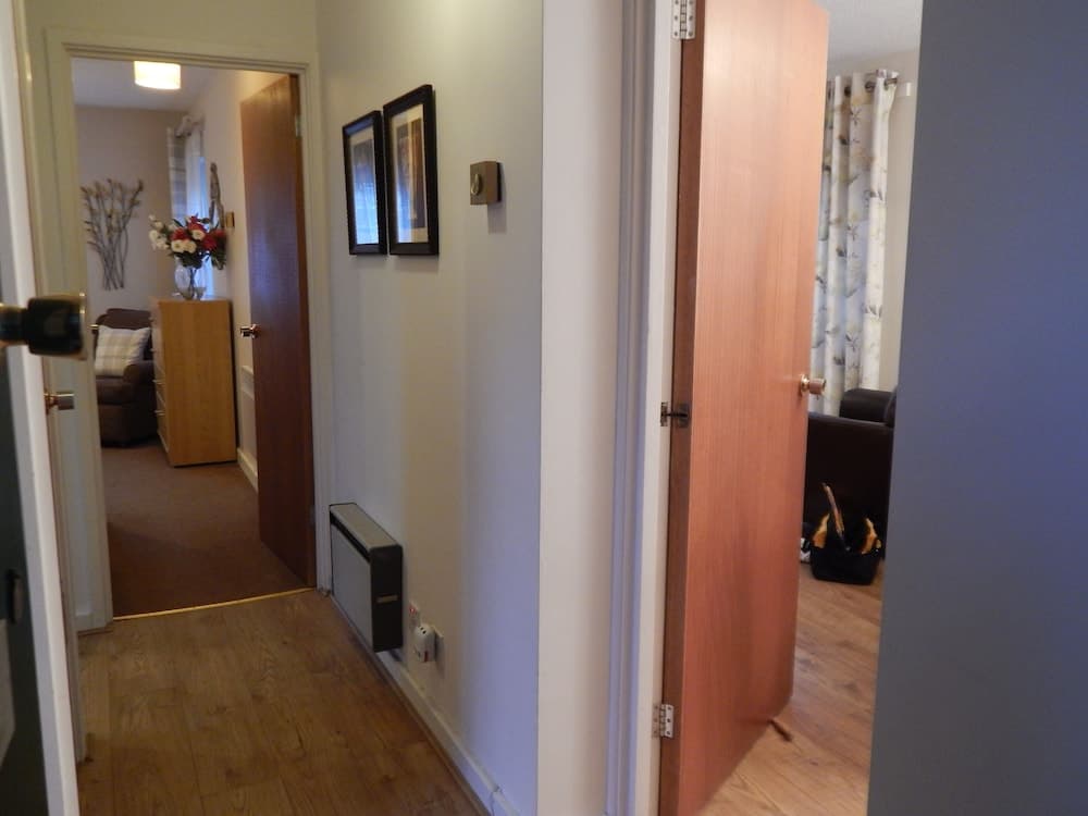 LETS Quiet Cul-de-Sac Apartment