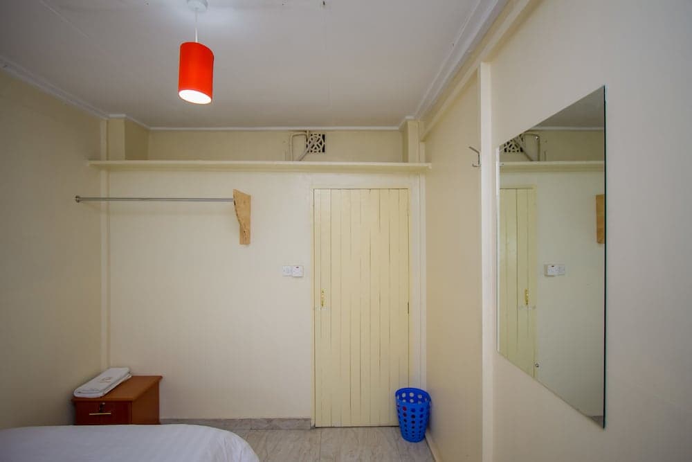 Balis Best Bar and Resort