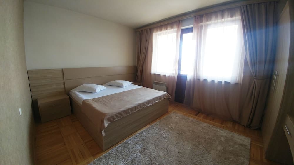 Cross Apartments and Tours