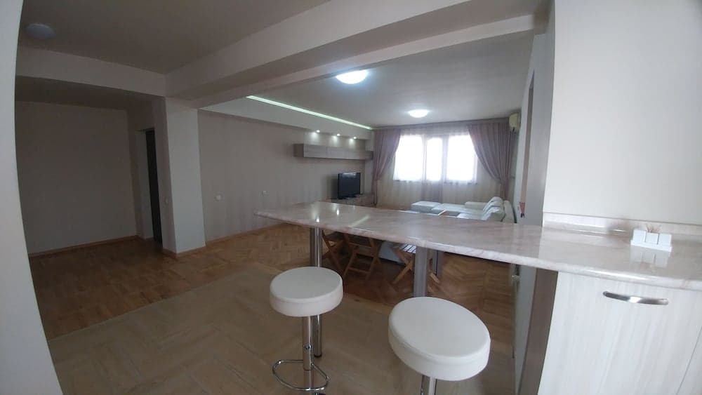 Cross Apartments and Tours