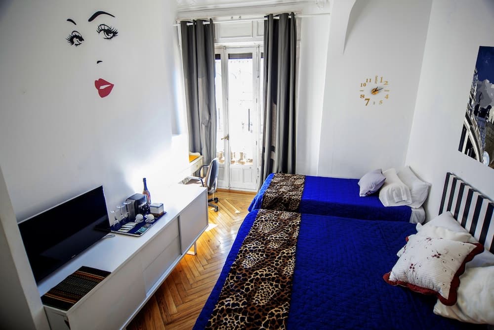 Gran Via Suites The Palmer House