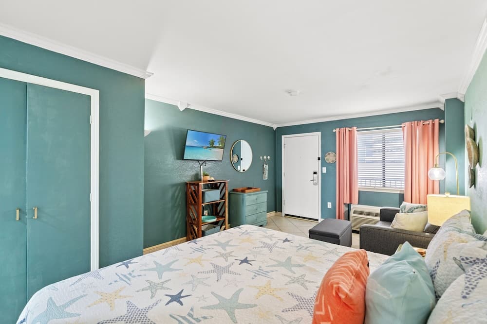 Carolina Winds by Elliott Beach Rentals