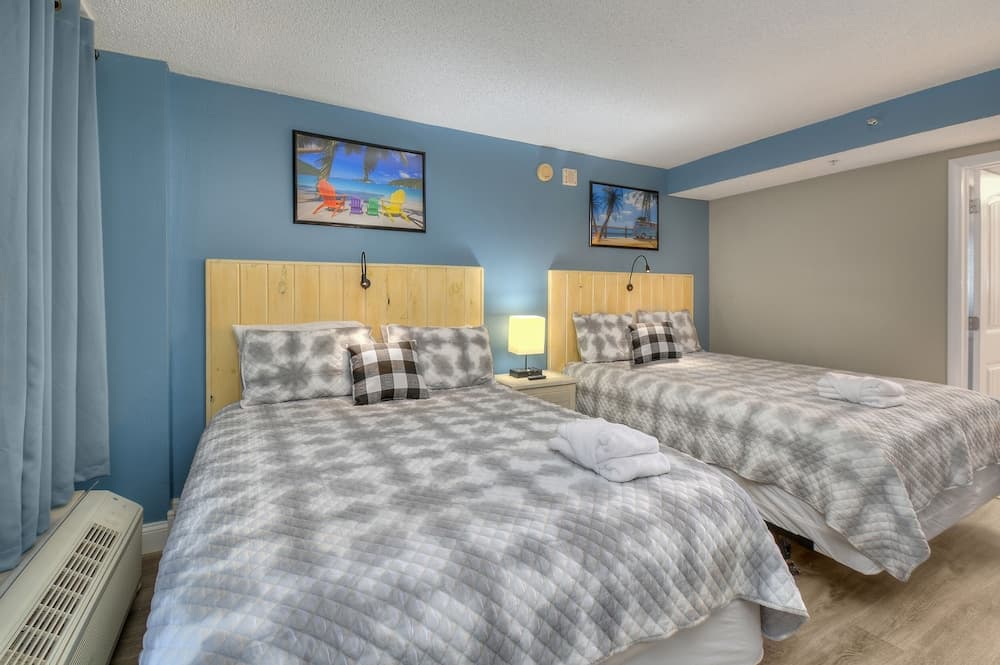 Landmark Resort by Elliott Beach Rentals