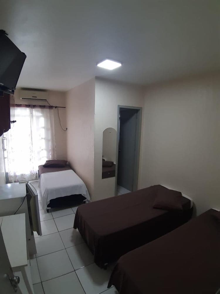 Visk Palace Hotel e Restaurante