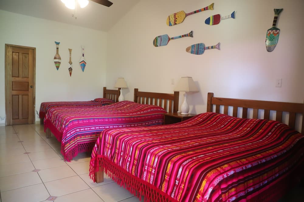 Las Lajas Beach Resort