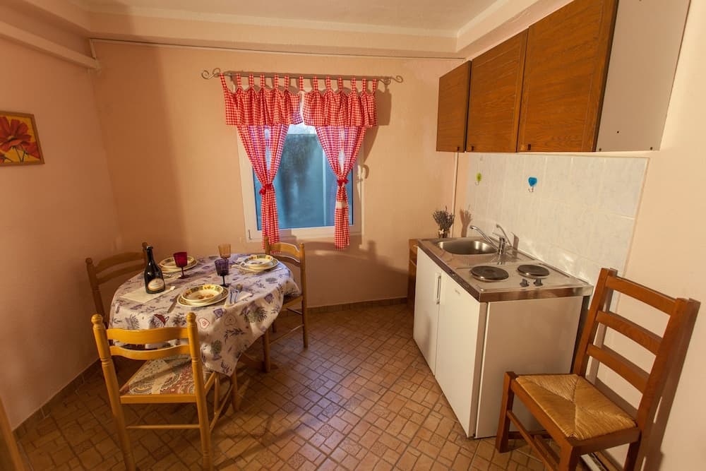 Guest House Floreus Cres