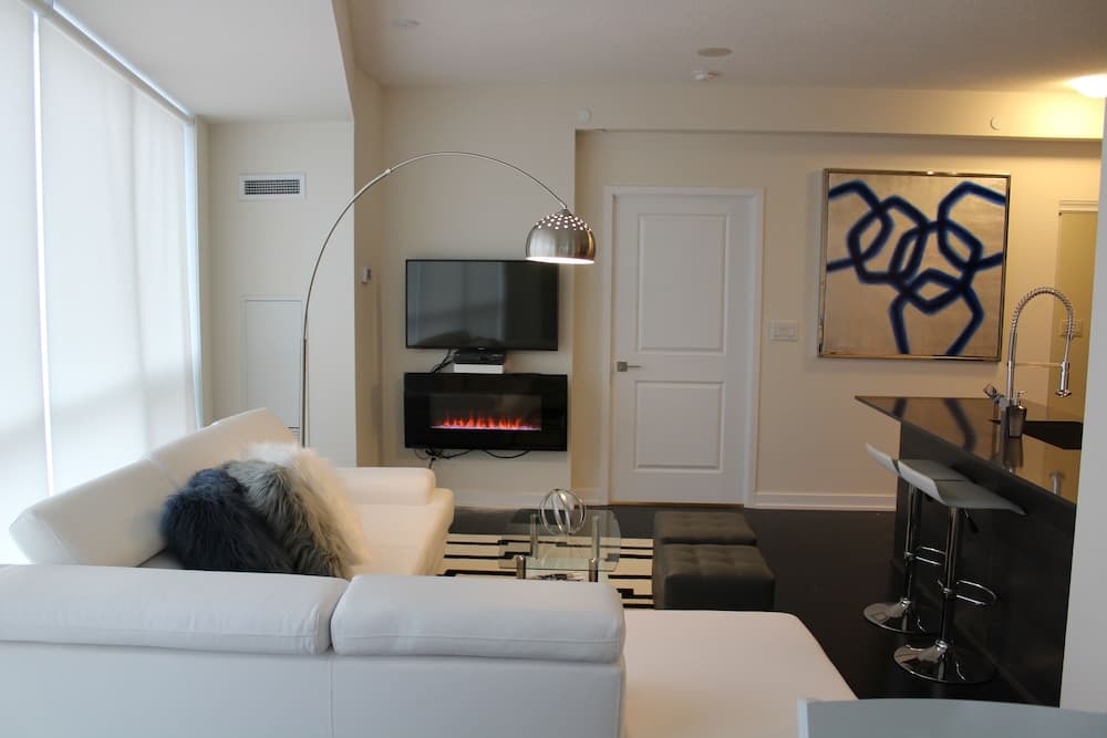 Executive Skyline Suites