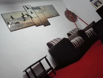 Kumara Sevana - The Family Cottage