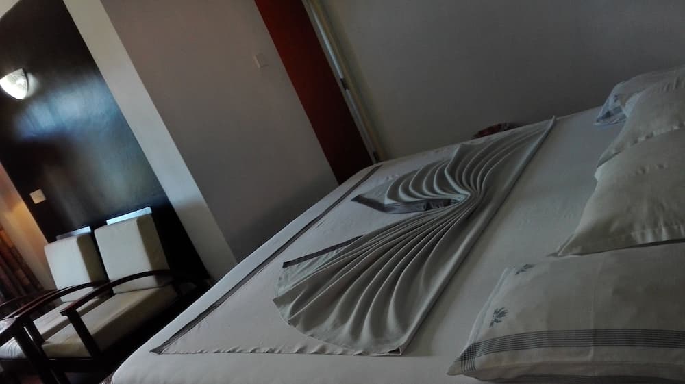 Cool Feel Restaurant