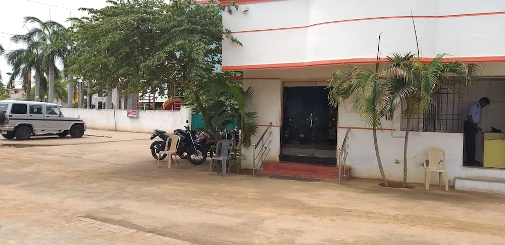 Aqua Green Hotel And Resorts