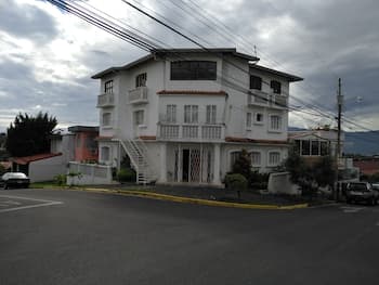 Hotel Mi Tierra Casa Blanca