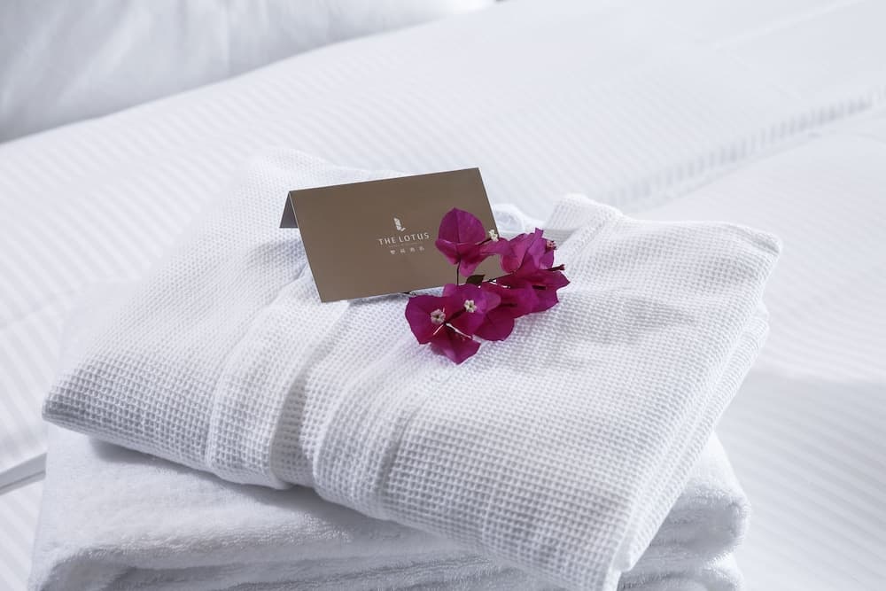 The Lotus Hotel Chongqing