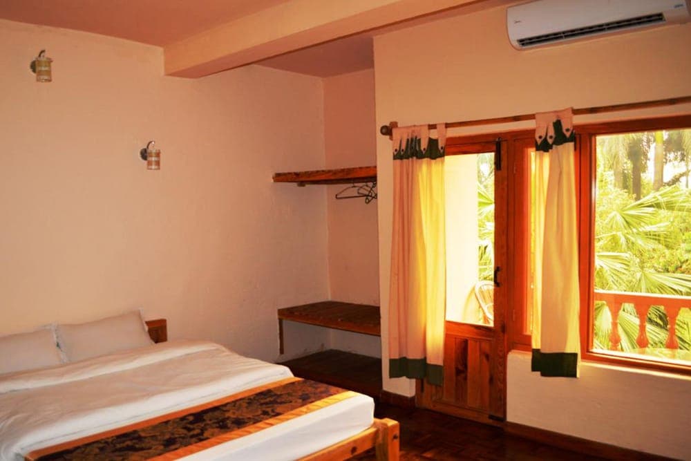 Chitwan Paradise Hotel