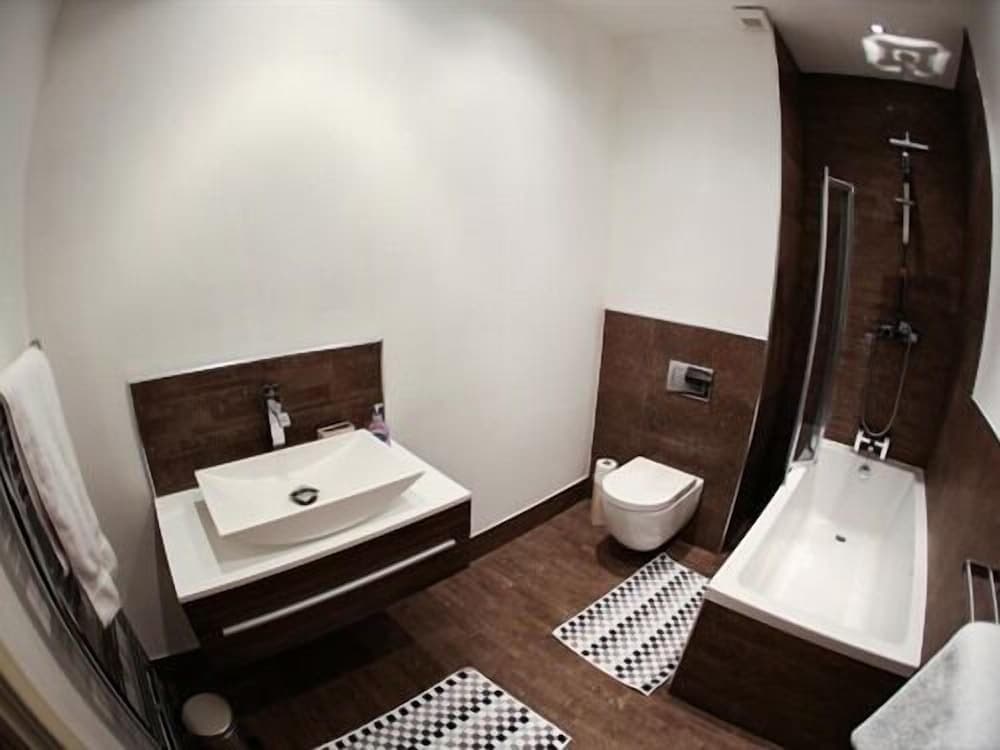 Alexander Apartments Northcliffe