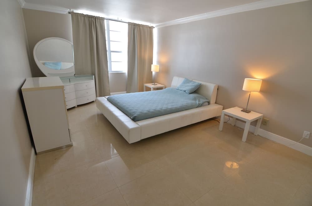 Riviera Luxury Living at the Decoplage