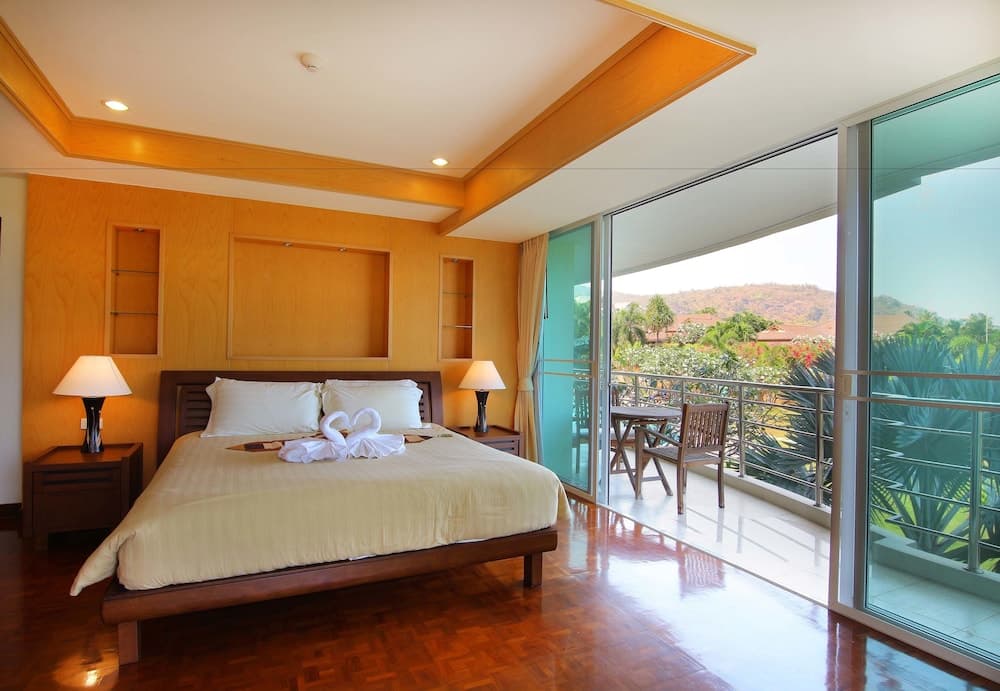 Searidge Resort Huahin By Natavisan