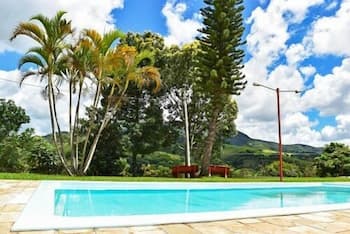 Pousada Flores do Campo