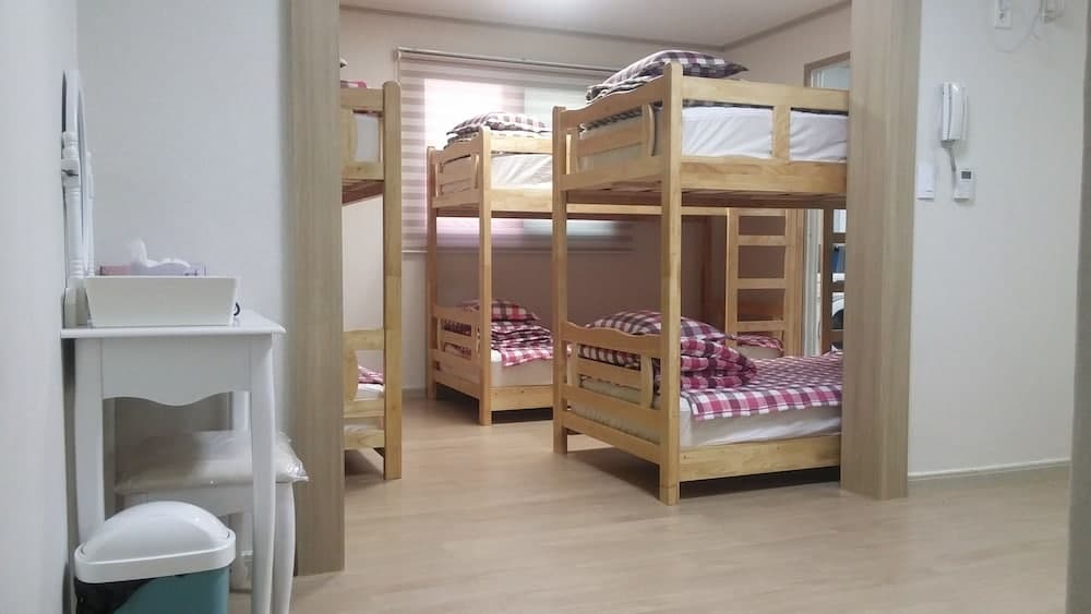 JIIN Hostel & Guesthouse