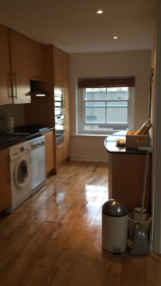 MetroStays - Stephen's Green 7-3