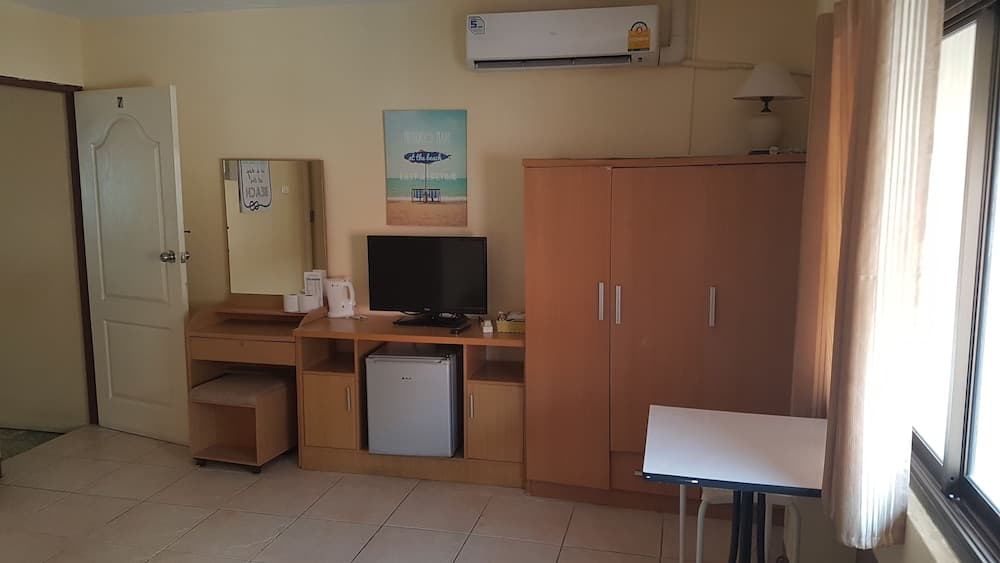 Sandman hotel and Sports bar