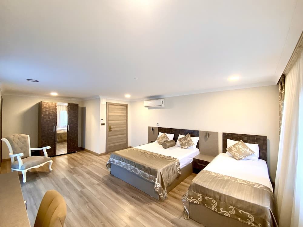 Caykent Suites Deluxe Hotel