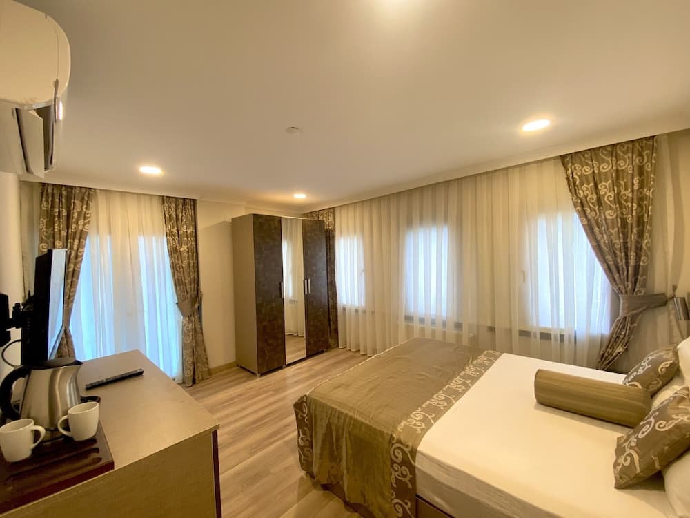 Caykent Suites Deluxe Hotel