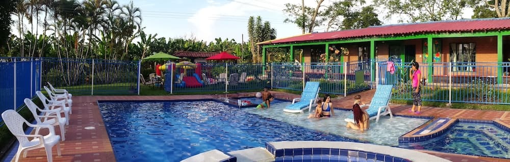 Hostal Campestre El Tesorito