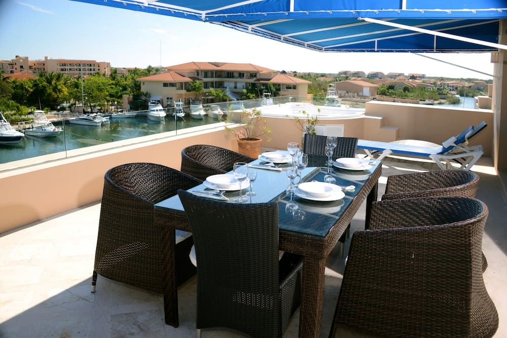 Porto Bello Gran Marina by GuruHotel