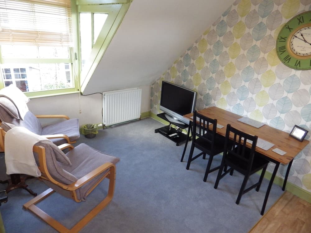 Ryvington Apartments