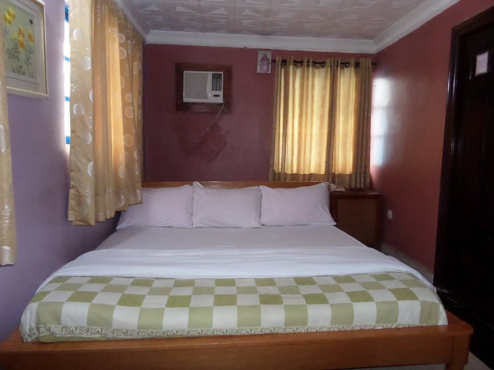 The Baywaters Suites